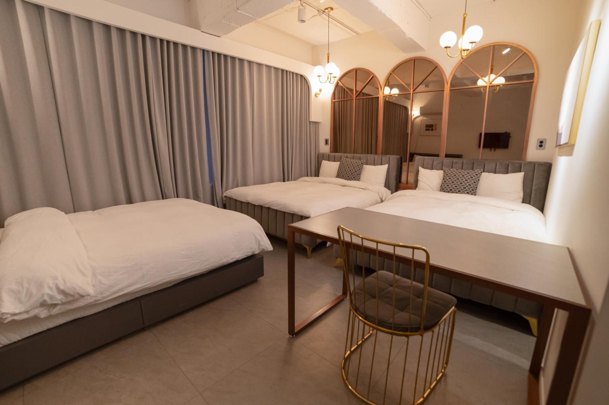 Cloud Hong-dae Bed & Breakfast Seoul