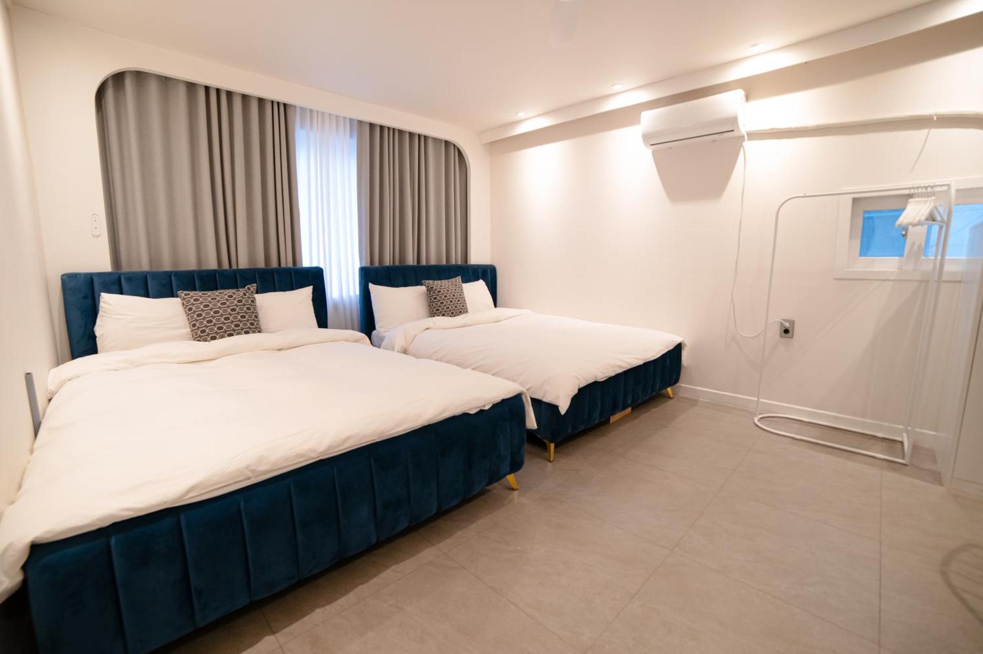 Bed & Breakfast Cloud Hong-dae Seoul