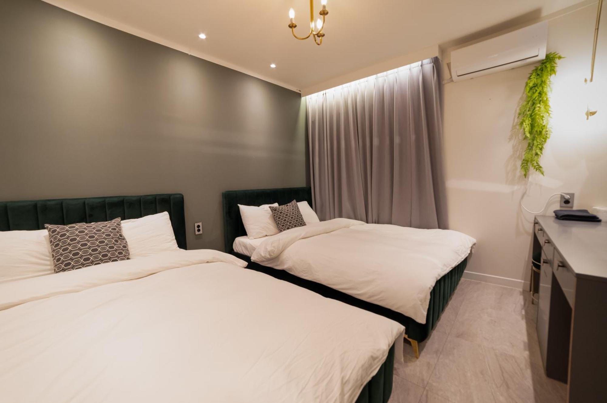 Cloud Hong-dae Bed & Breakfast