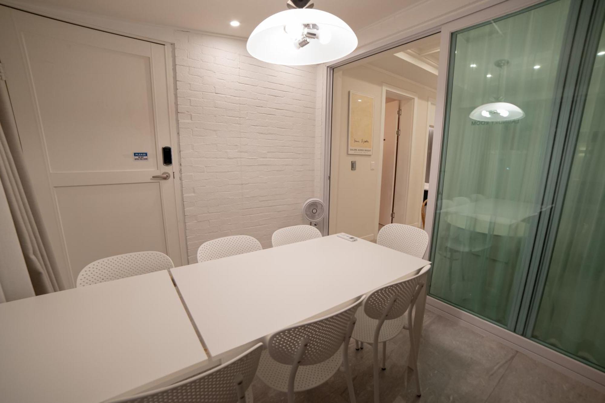 Bed & Breakfast Cloud Hong-dae Seoul